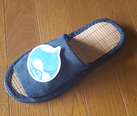 Drupalスリッパ(右)